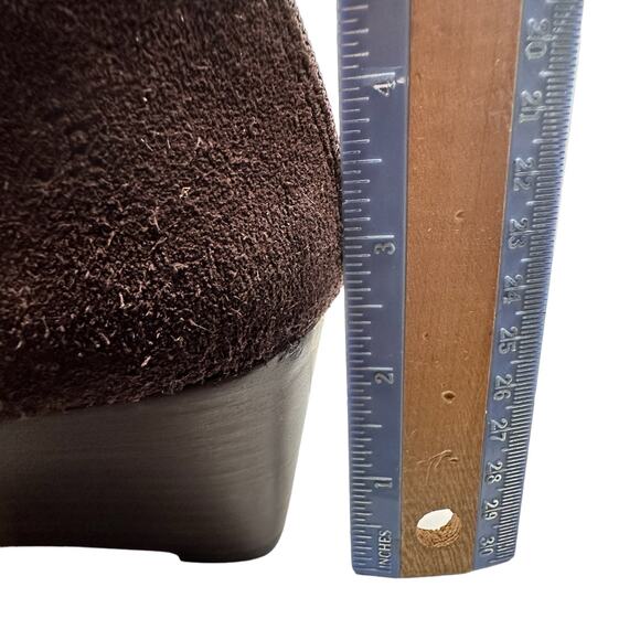 Jack Rogers Emery Wedge Booties Womens 8.5 Brown Suede Scalloped Ankle boots - Picture 12 of 14